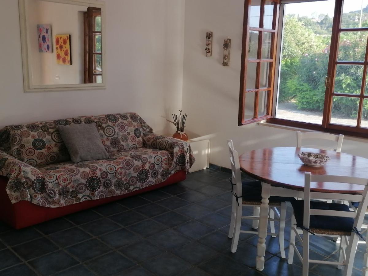 Apartament Le Palme Capoliveri  Zewnętrze zdjęcie